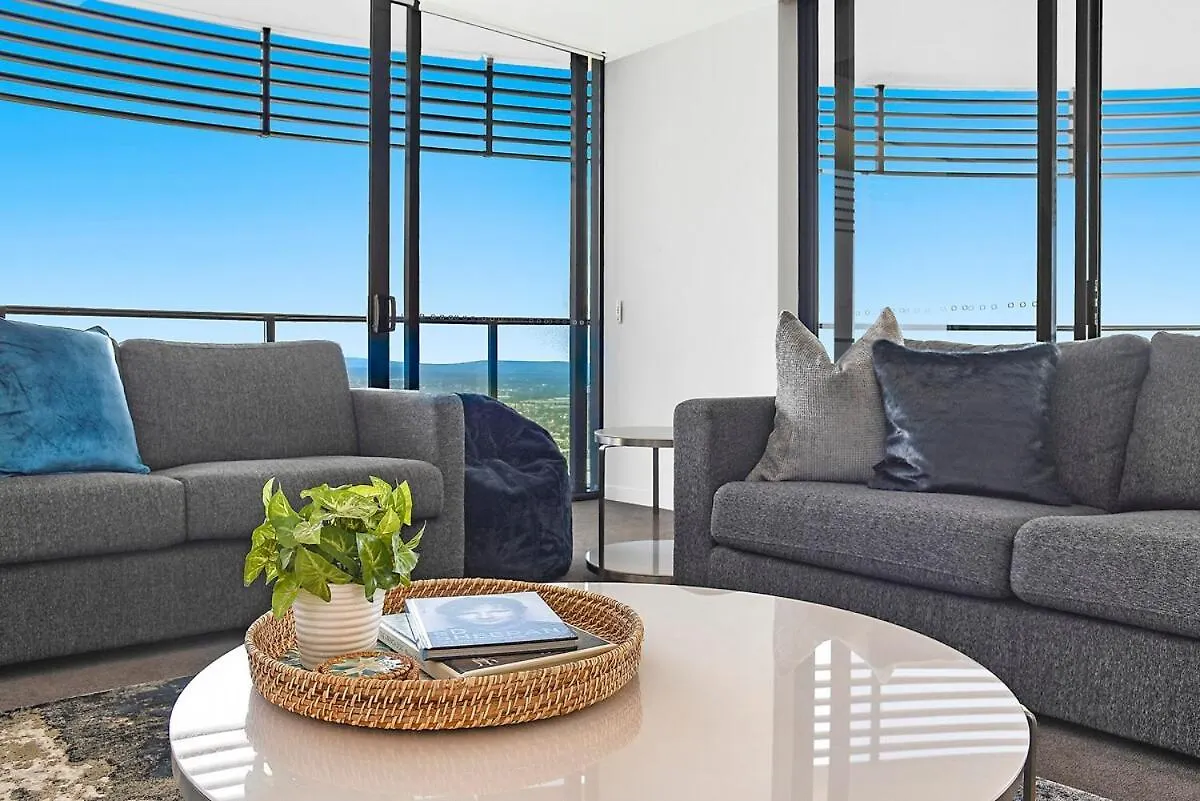Luxe Skyhome At Oracle 14401 Gold Coast